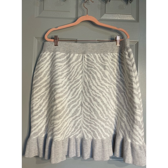 Anthropologie Dolan Left Coast Zebra Ruffled Knit Mini Skirt NWT SZ 1X - Picture 9 of 15